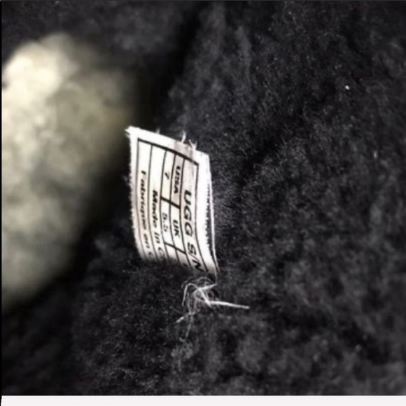 UGG Classic Short Black Sequin Boots Size 7 - Picture 8 of 8